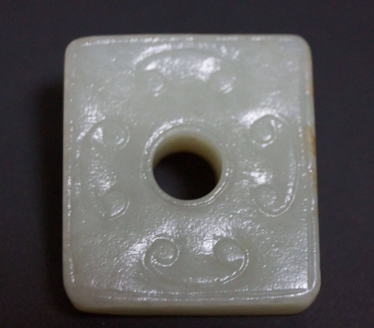 蔵友館蔵品・瑪瑙製・細密彫・虎牙三眼天珠手串】・希少珍品 蔵友館蔵品・瑪瑙製・細密彫・虎牙三眼天珠手串】・希少珍品