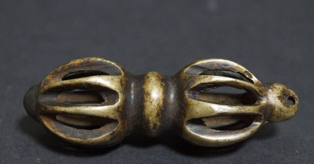 チベット トクチャ(Thogchags) ドルジェ 金剛杵 ヴァジュラ(Vajra) 銅製 根付 緒締玉 提げ物 装飾品☆時代物☆6D1204