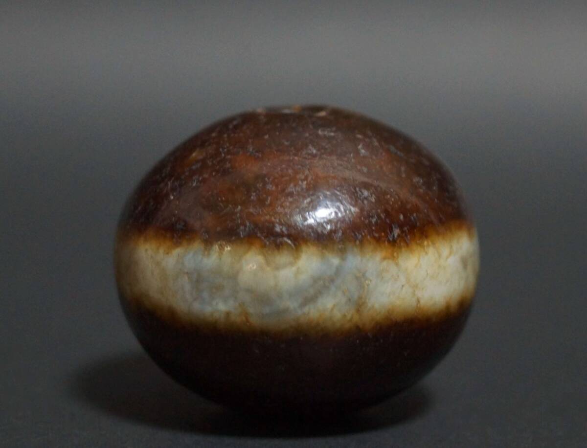 オールドチベットメノウ瑪瑙銀線象嵌『五眼天珠』根付緒締玉アゲート提げ物ビーズ オールドチベットメノウ瑪瑙銀線象嵌『五眼天珠』根付緒締玉