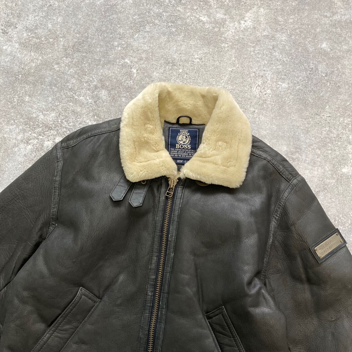 非売品 サントリー BOSS 牛革レザー フライトジャケット ボスジャン L 非売品 サントリー BOSS 牛革レザー フライトジャケット ボスジャン L