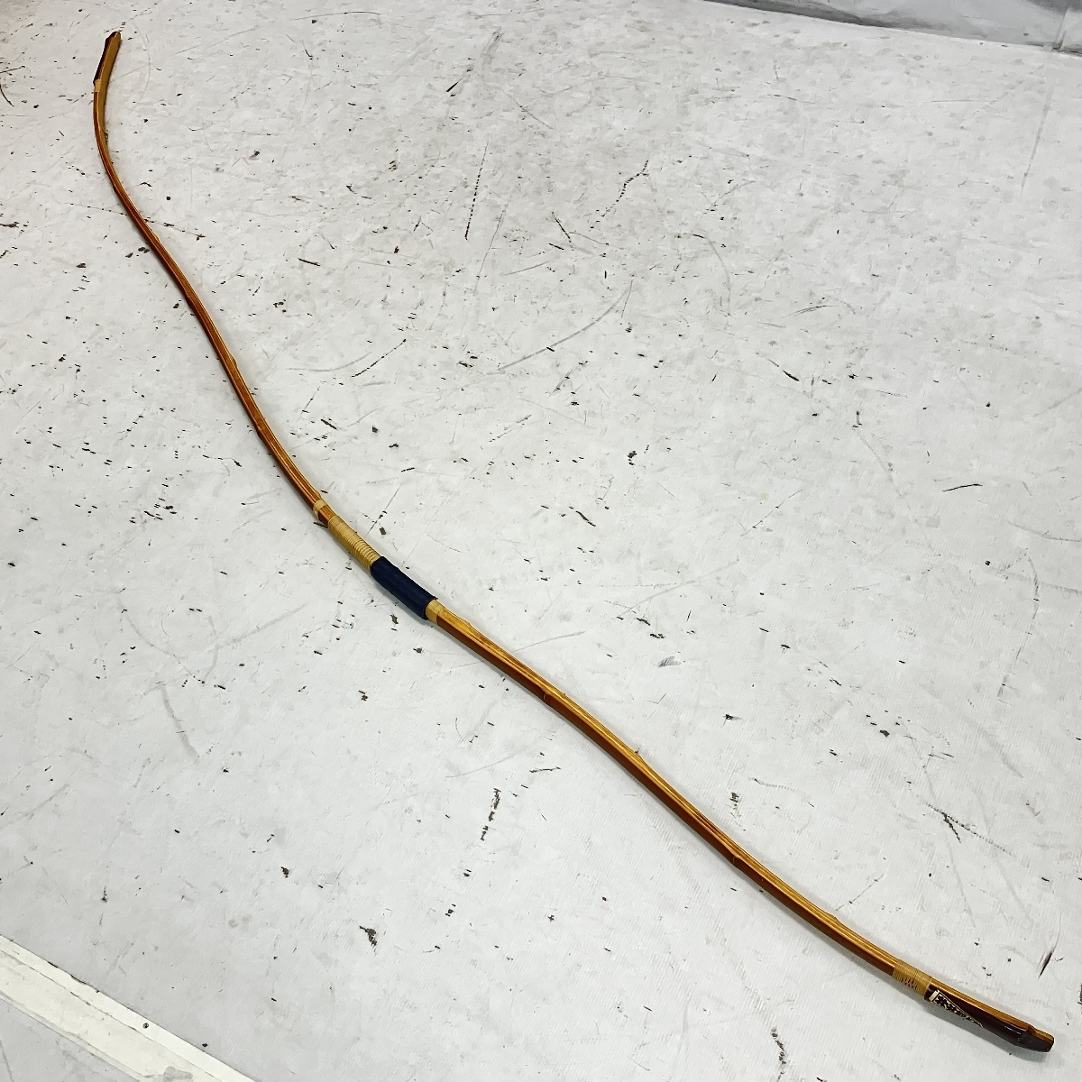 引取限定】横山黎明 特製 和弓 約221cm 弓道 武道 趣味 中古 直 引取限定】横山黎明 特製 和弓 約221cm 弓道 武道 趣味 中古 直