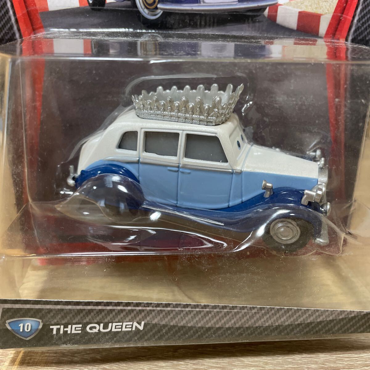 6052円 マテル カーズ THE QUEEN 女王 MATTEL CARS ミニカー 6052円 マテル カーズ THE QUEEN 女王 MATTEL CARS ミニカー