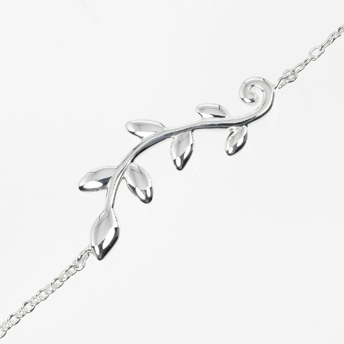 ティファニー TIFFANY&Co. オリーブリーフ ブレスレット 腕周り約cm17.5 シルバー925 約2.46g【I210724018】中古