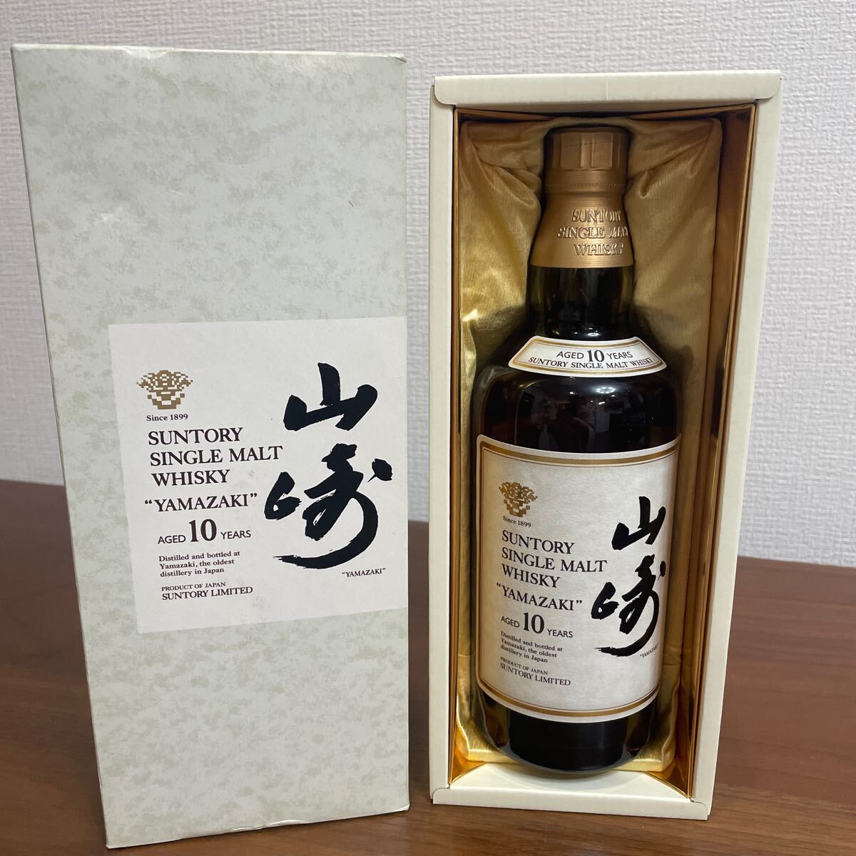 サントリーシングルモルトウイスキー 山崎10年 響マック 箱付き サントリーシングルモルトウイスキー 山崎10年 響マック 箱付き
