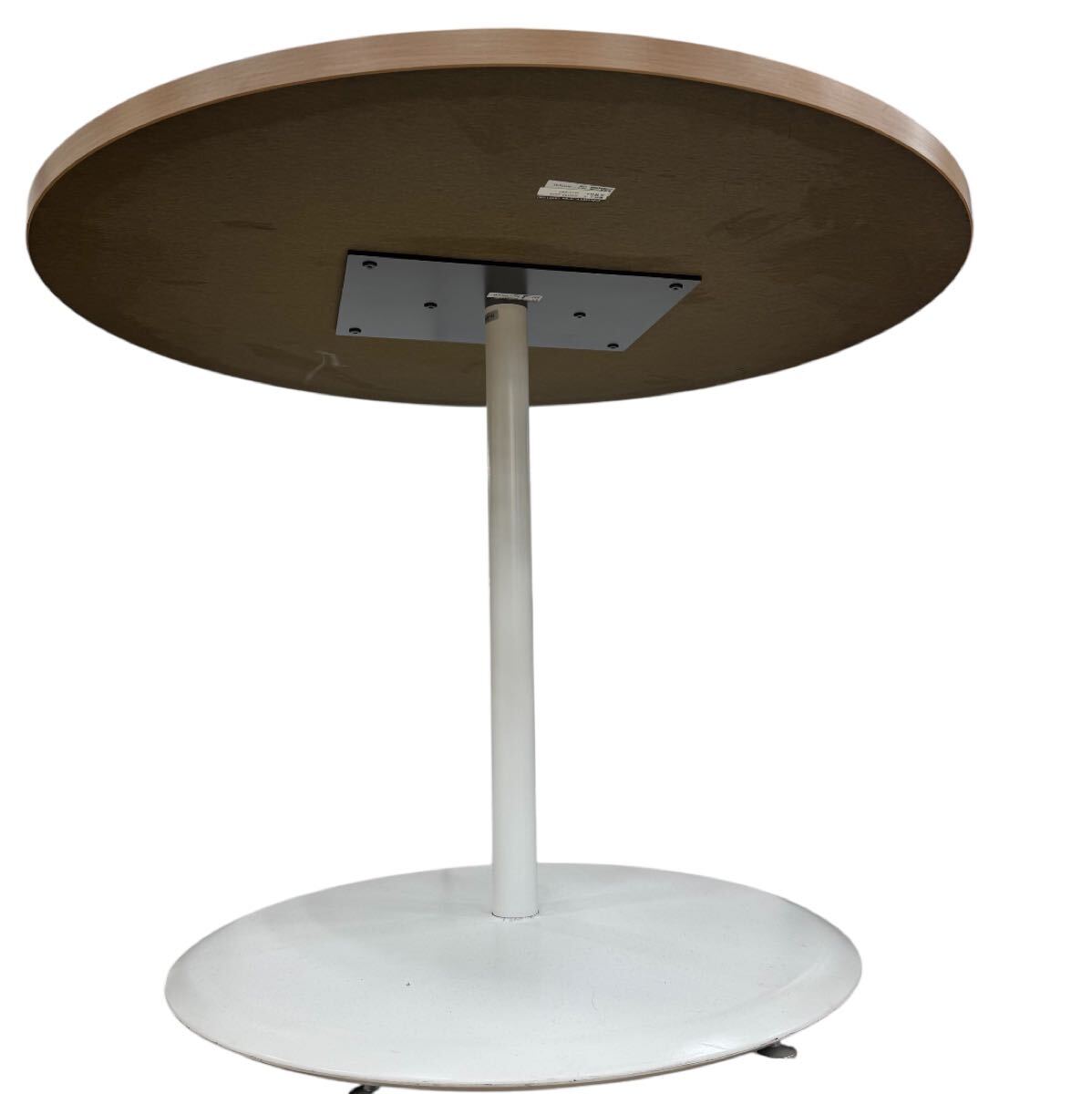 ☆ 美品 オカムラ アルトリビング 丸テーブル 900 カフェ ☆ 美品 オカムラ アルトリビング 丸テーブル 900 カフェ