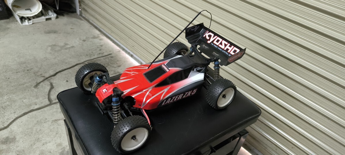 京商 KYOSHO LAZER ZX-5 1/10 ラジコン オフロードバギー 動作 京商 KYOSHO LAZER ZX-5 1/10 ラジコン オフロードバギー 動作
