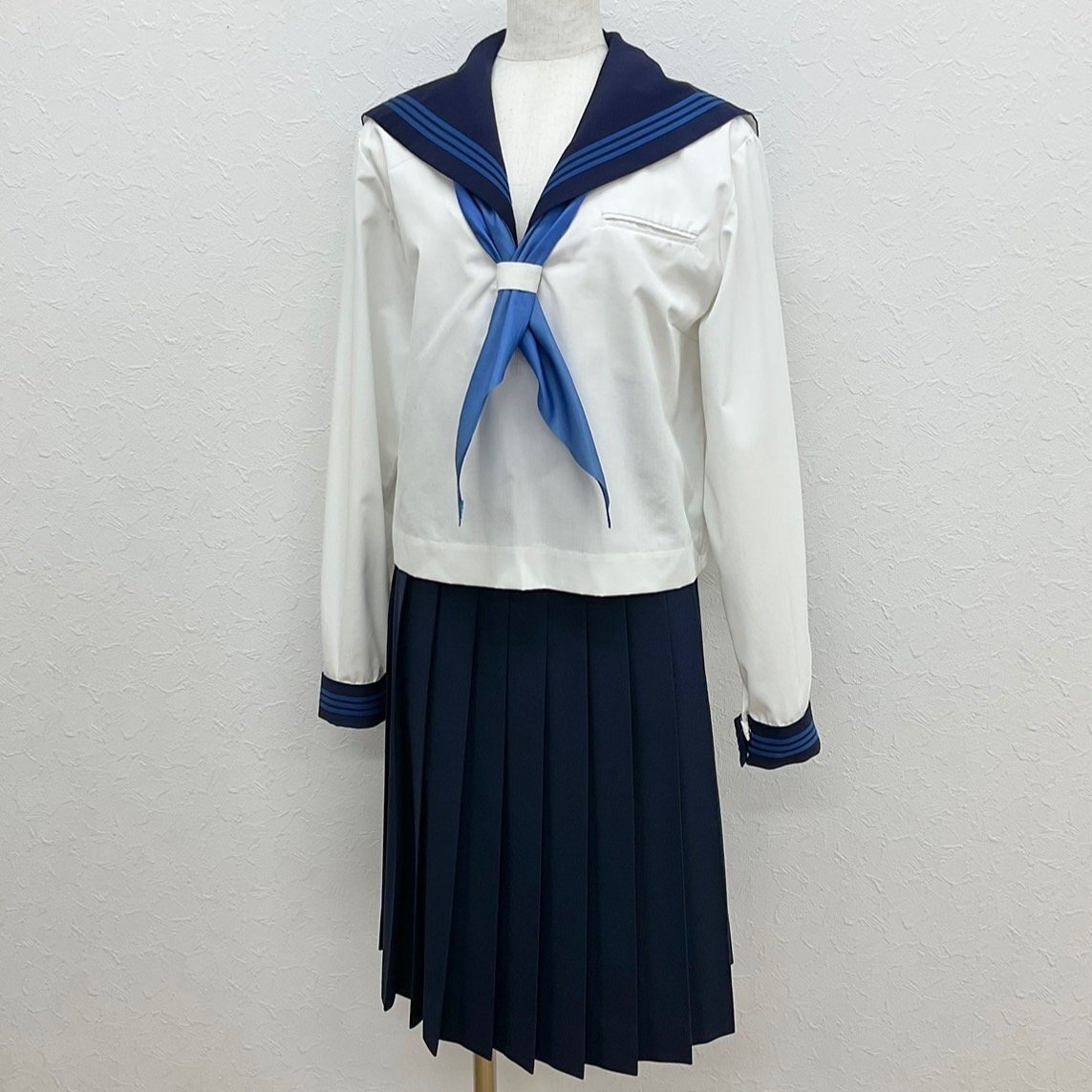 I693/S1176(中古)栃木県 逆川中学校 女子制服5点 /希少/閉校 I693/S1176(中古)栃木県 逆川中学校 女子制服5点 /希少/閉校