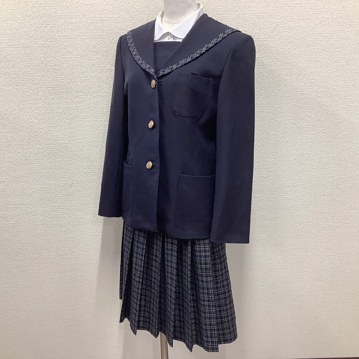 I1056/Y(中古)福島県 岩代中学校 3点 /指定品/セーラーブレザー I1056/Y(中古)福島県 岩代中学校 3点 /指定品/セーラーブレザー