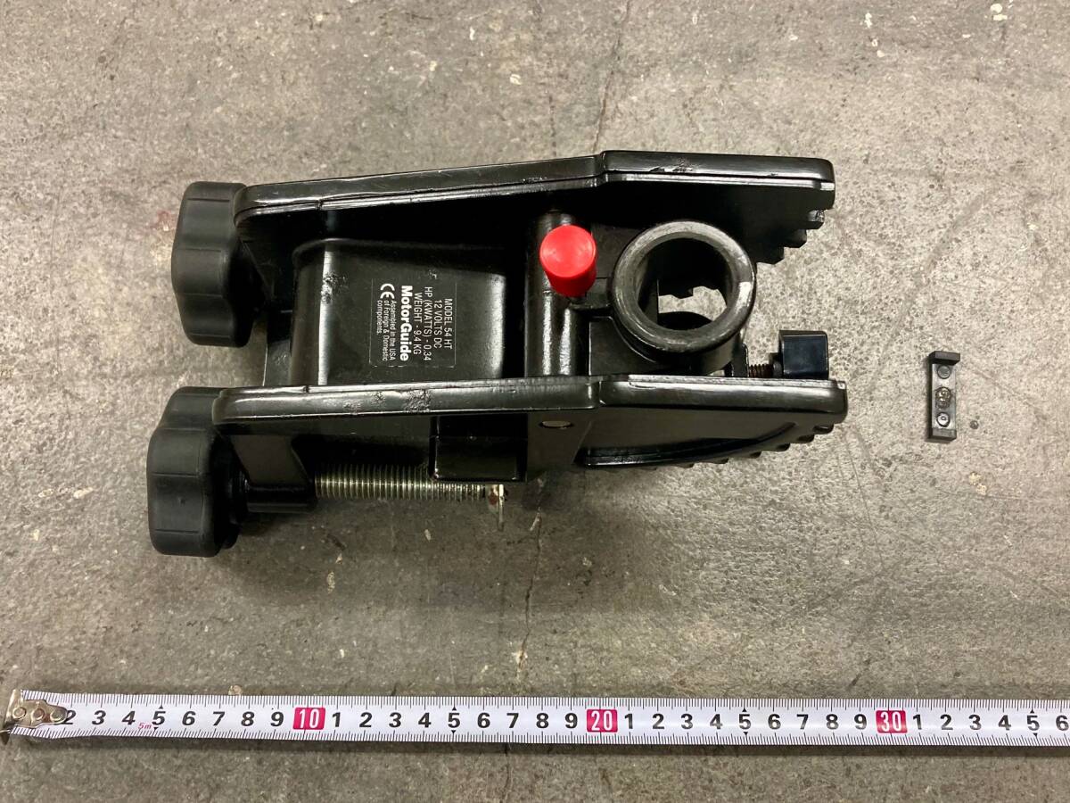 [中古] MOTOR GUIDE モーターガイド トランサムマウントブラケット 検)ハンドエレキ ジャンク ラダーマウント