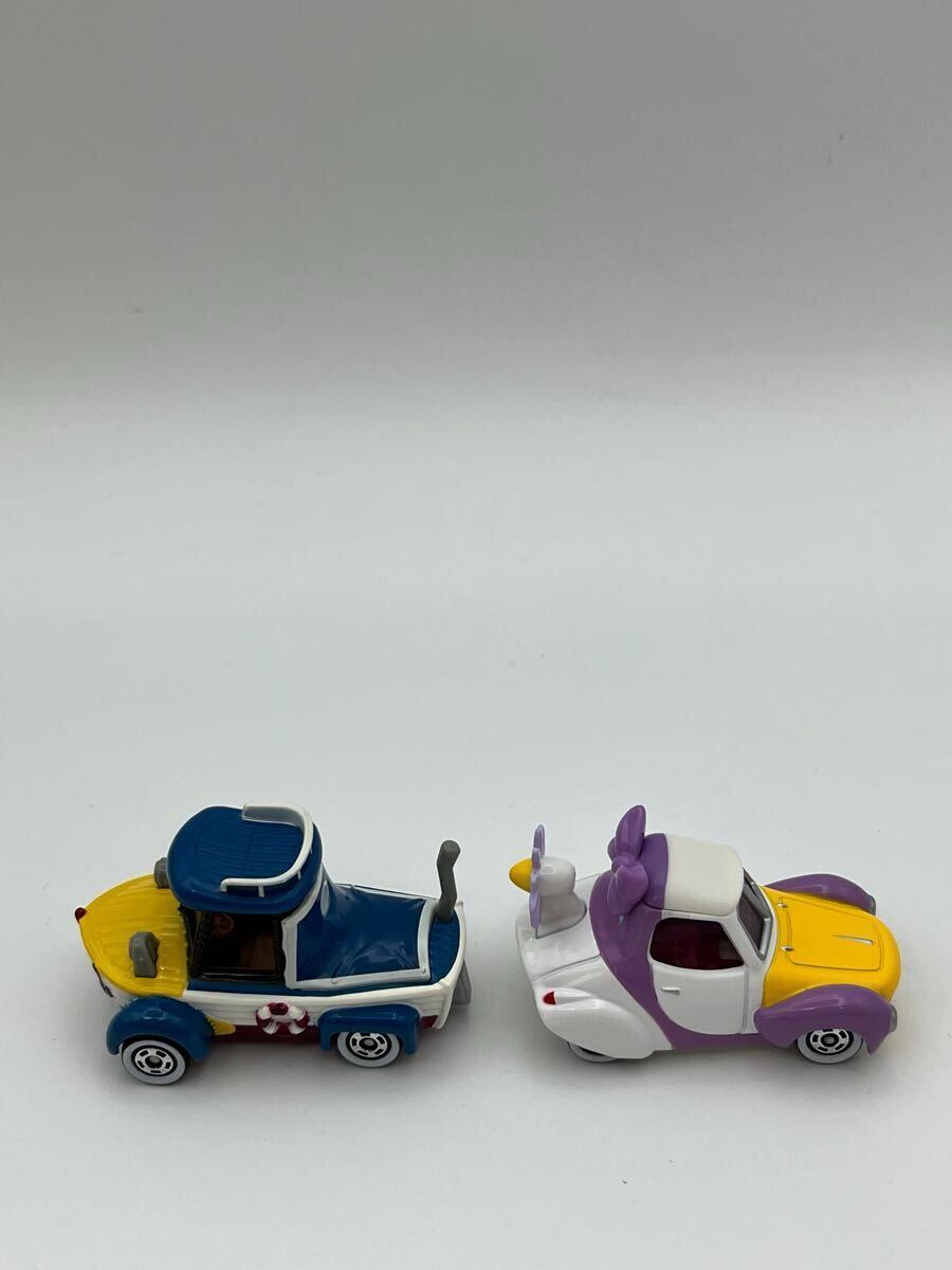 トミカ ディズニーリゾート ドナルドの水陸両用車&デイジーの