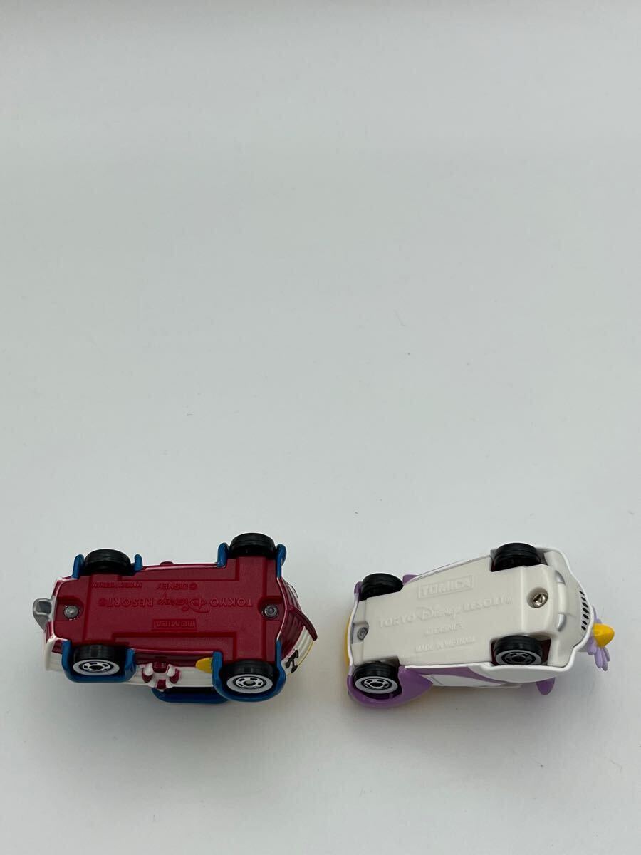 トミカ ディズニーリゾート ドナルドの水陸両用車&デイジーの