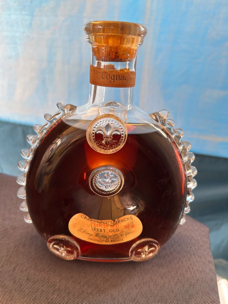 レミーマルタン REMY MARTIN ルイ 13世 ベリー オールド 700ml レミーマルタン REMY MARTIN ルイ 13世 ベリー オールド 700ml