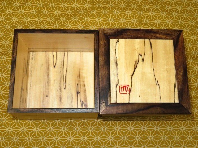 ▲大橋利一作銘入栃墨絵杢（スポルテッド）印籠形将棋駒箱▲紙箱付/未使用品
