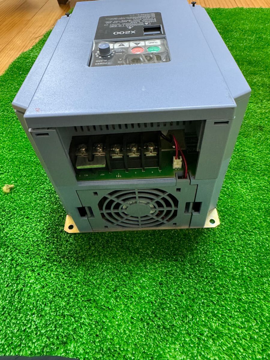HITACHI インバーター インバータ INVERTER X200-055LFRF HITACHI インバーター インバータ INVERTER X200-055LFRF