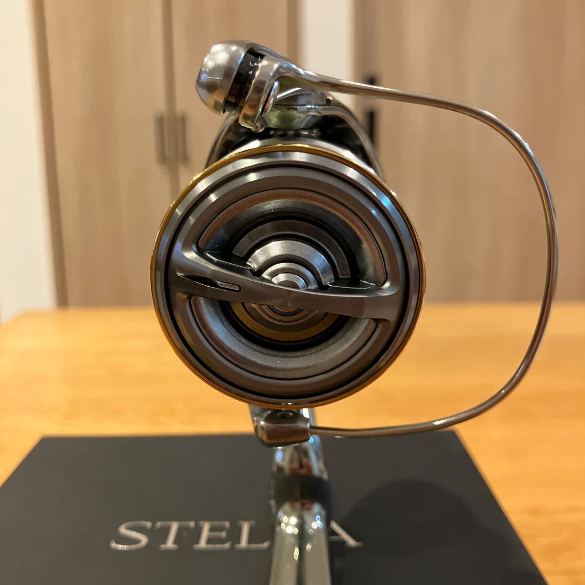 シマノ】18ステラ C3000 スピニングリール シマノ】18ステラ C3000 スピニングリール