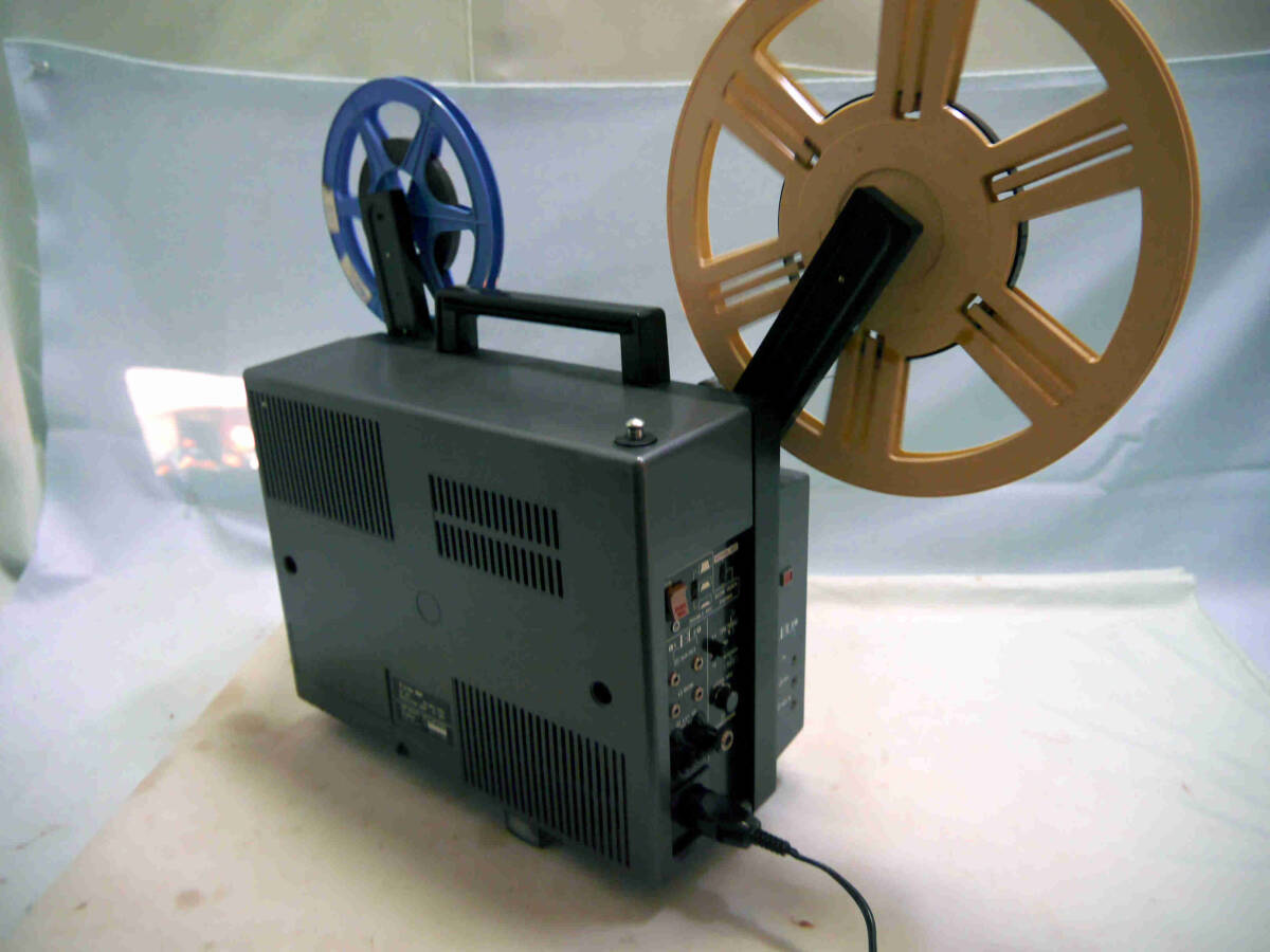 元箱入りフルセット 2スピーカー搭載 2トラック磁気&光学 元箱入りフルセット 2スピーカー搭載 2トラック磁気&光学