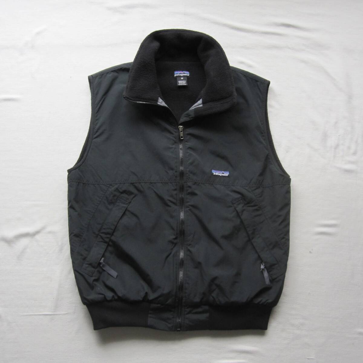 デッド パタゴニア シェルドシンチラ ベスト (M) 黒 1999年 デッド パタゴニア シェルドシンチラ ベスト (M) 黒 1999年