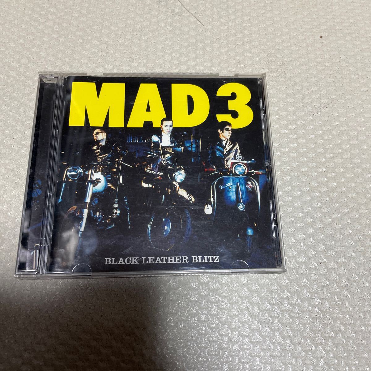 【国内盤CD】 MAD3／ブラックレザーブリッツ CD