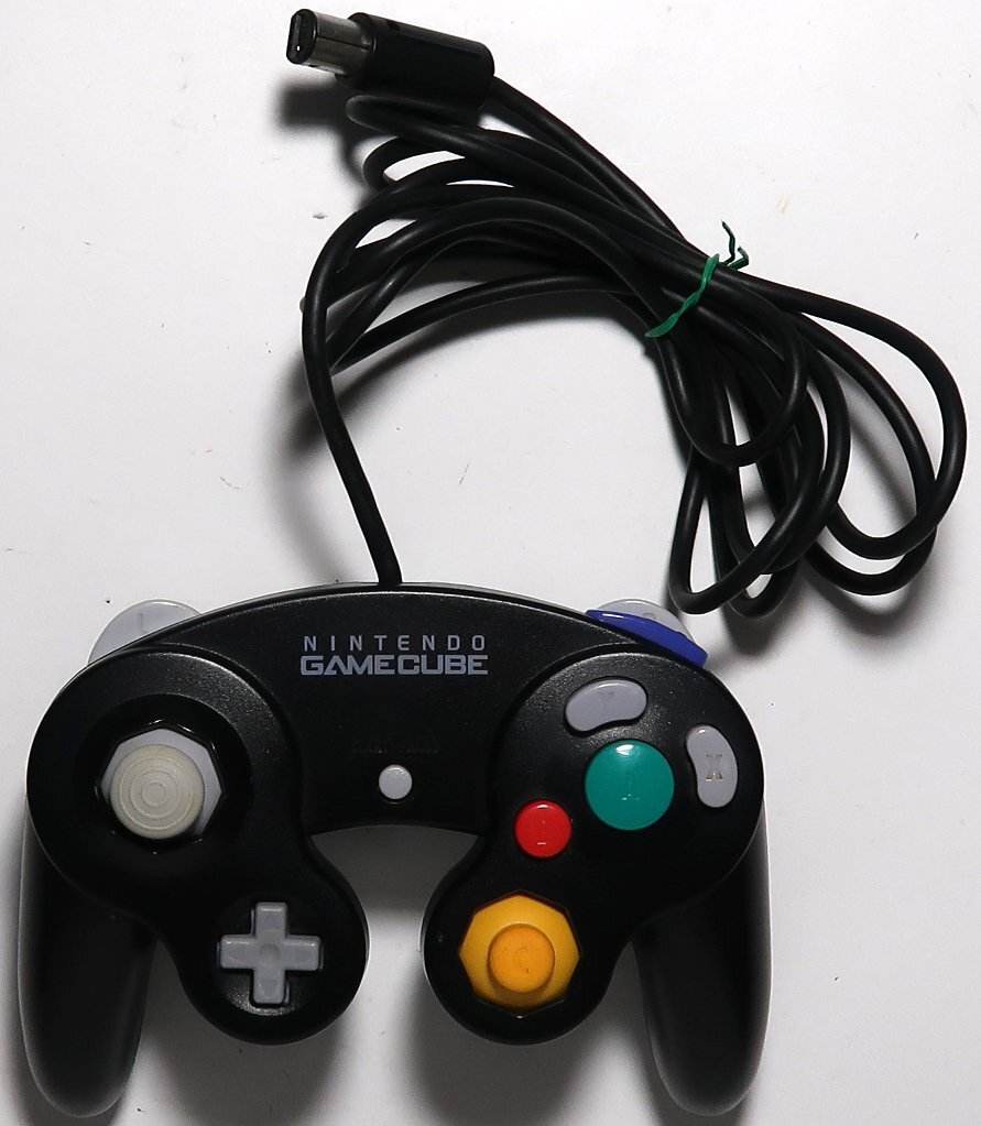  Game Cube for controller, black, used 