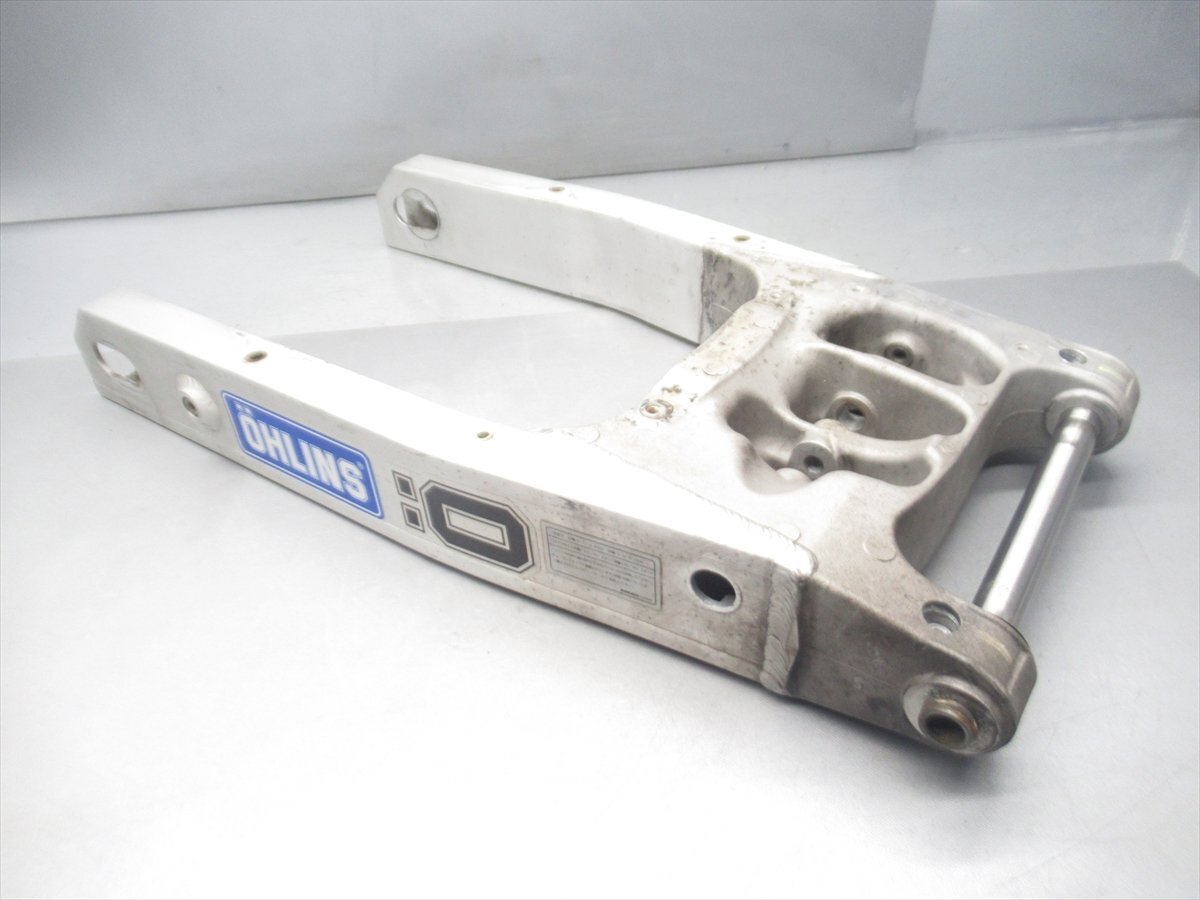 F2R6-1223 ドゥカティ M900IE /モンスター900IE スイングアーム 純正品