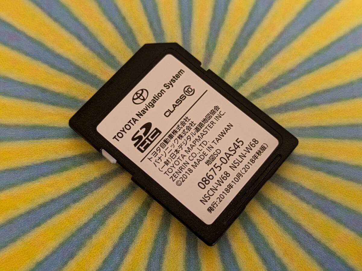 ◆C5179 トヨタ純正 カーナビ ナビ NSCN-W68 用 SD SDカード 2018年度 秋版 送料全國一律430円～