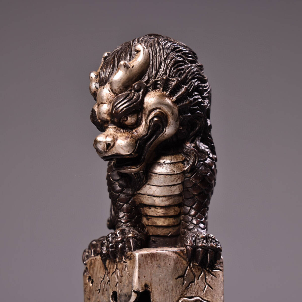 超珍館蔵】銅製 銀鍍 瑞獣熏香炉 置物 古賞物 古美術品 稀少珍蔵 超珍館蔵】銅製 銀鍍 瑞獣熏香炉 置物 古賞物 古美術品 稀少珍蔵