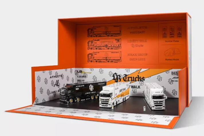 GCD 1/64 三菱 ふそう LB-TRUCKS リバティウォーク ふそう スーパーグレート トランスポータートラック 3台セット #23 KS073-000