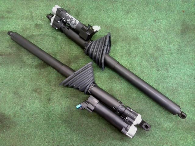 BMW 4シリーズ DBA-4D20 バックドアダンパー 475 yatsu