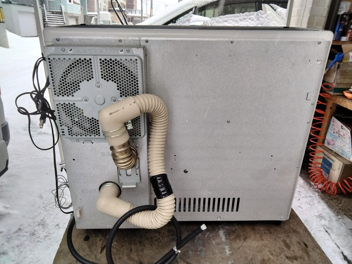 引き取り及び近郊配達限定出品! 札幌発! コロナFF石油ストーブ 引き取り及び近郊配達限定出品! 札幌発! コロナFF石油ストーブ