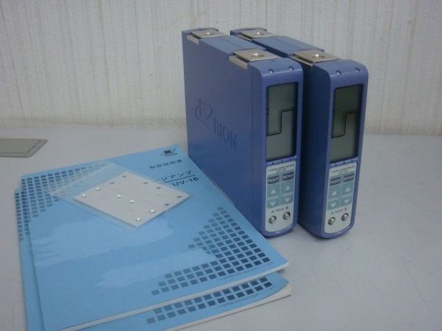 ☆2台セット!RION/リオン 2chチャージアンプ UV-16!(MID-3347)「60サイズ」☆
