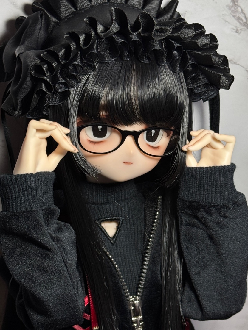 ささドール】DDH-01セミホワイト肌カスタムヘッド+手描き碁石 ささドール】DDH-01セミホワイト肌カスタムヘッド+手描き碁石