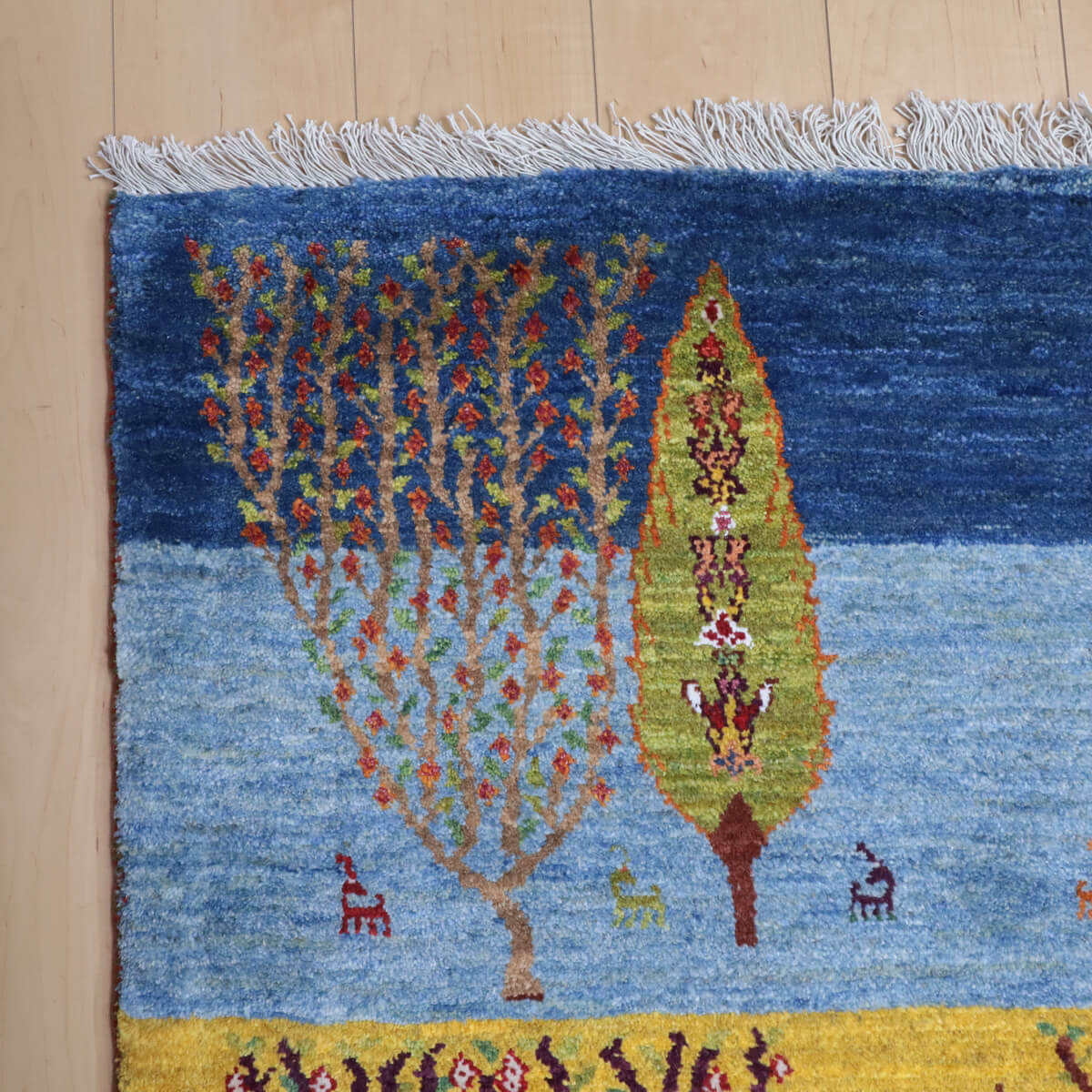 ギャッベ/ルリバフ 193×139cm イラン産 手織り リビング ウール ギャッベ/ルリバフ 193×139cm イラン産 手織り リビング ウール