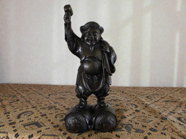 ** антиквариат небо страна ** высококлассный!! высота холм медь контейнер . соотношение . большой чёрный 