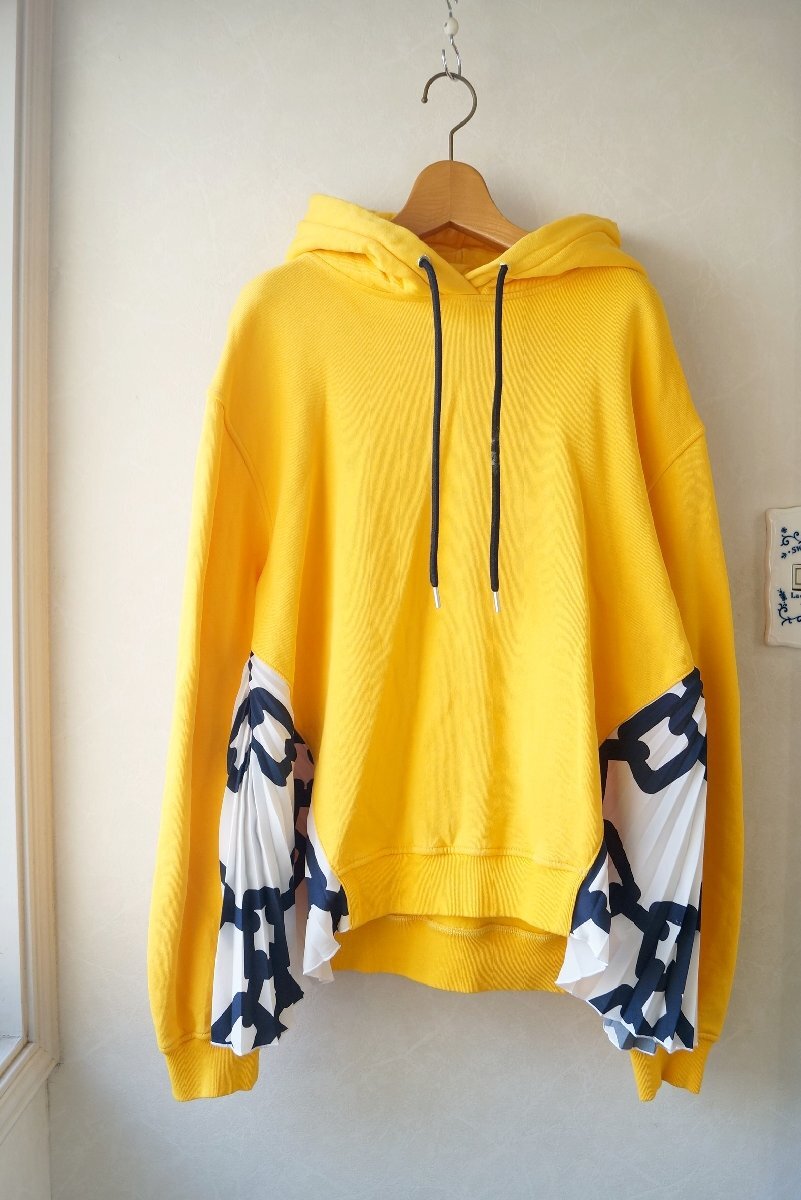 ★MSGM (エムエスジーエム) *異素材切替♪　サイドプリーツパーカー オレンジイエローS イタリア製*　古着のgplus広島　2412t3