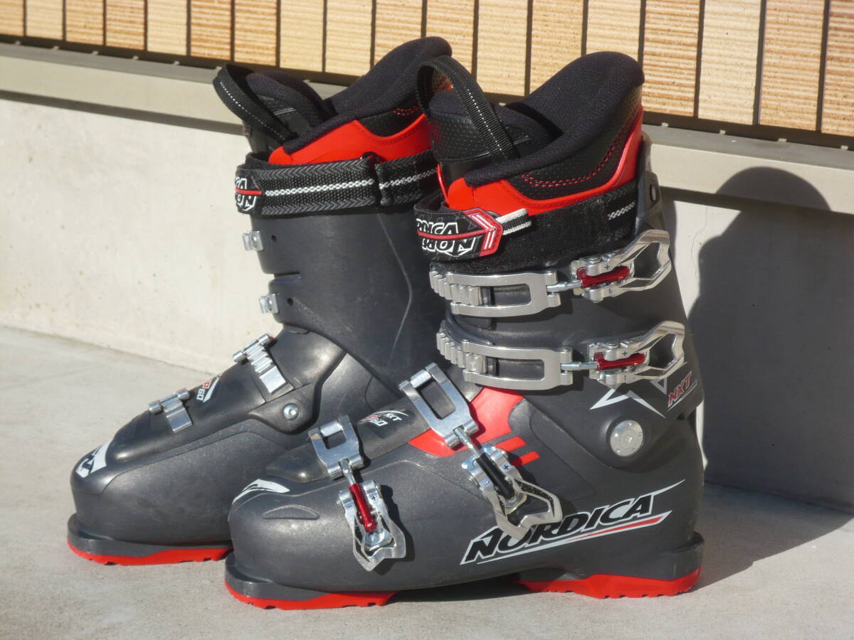 5 即決 NORDICA/ノルディカ スキーブーツ NXT グレー/赤 27 0cm 5 即決 NORDICA/ノルディカ スキーブーツ NXT グレー/赤 27 0cm