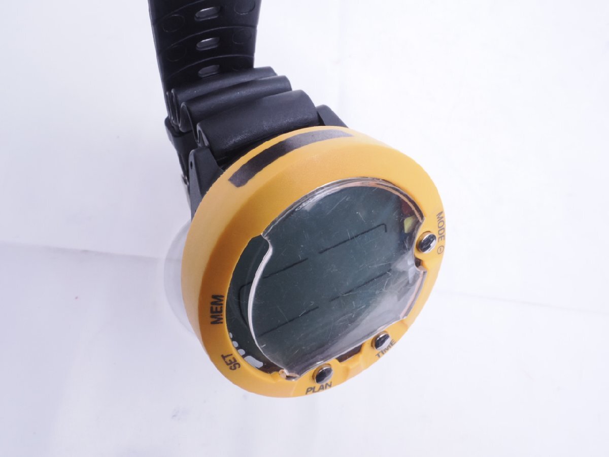 5950円 SUUNTO スント ZOOP ズープ ダイブコンピュータ カラー 5950円 SUUNTO スント ZOOP ズープ ダイブコンピュータ カラー