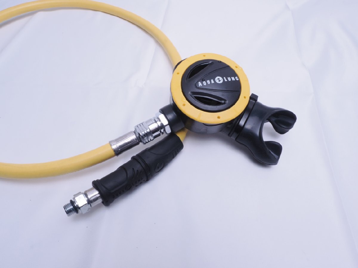 WEB限定カラー AQUALUNG アクアラング ABS オクトパス 取説付き ランク:AA レギュレータ