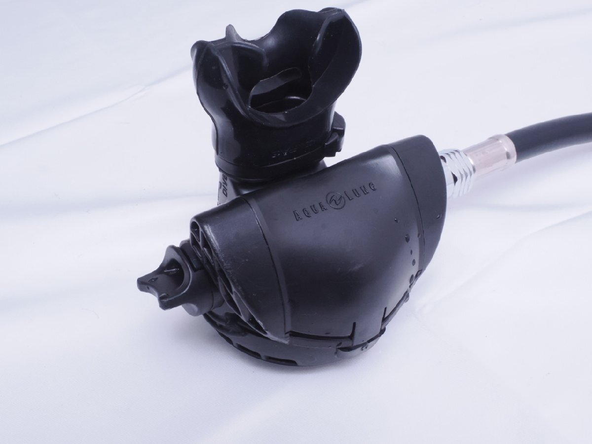 AQUALUNG アクアラング TITAN タイタン レギュレーター