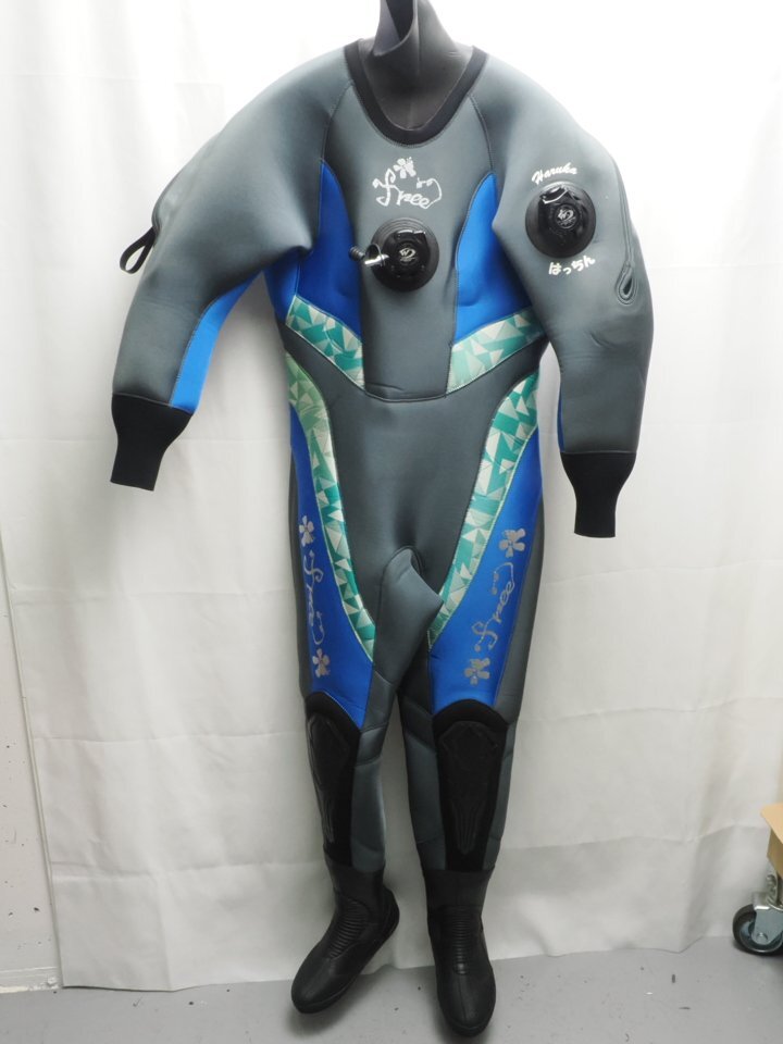 WorldDive ワールドダイブ ドライスーツ レディース 160cm/60kg/ブーツ24cm 平置き:胸囲44cm腹囲40cm尻囲48cm 取扱説明書付き [3F-62617]