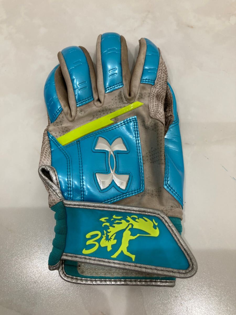 オリックスバファローズ 吉田正尚 バット バッティンググローブ オリックスバファローズ 吉田正尚 バット バッティンググローブ