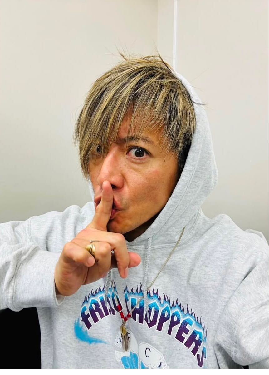 フェザーネックレス 鹿革紐 キムタク着用タイプ|Yahoo!フリマ フェザーネックレス 鹿革紐 キムタク着用タイプ|Yahoo!フリマ