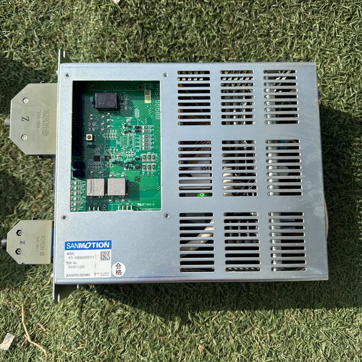 13600円 4M214 SANYO DENKI SANMOTION 65BA030VDT11 // RS1W03AT 13600円 4M214 SANYO DENKI SANMOTION 65BA030VDT11 // RS1W03AT
