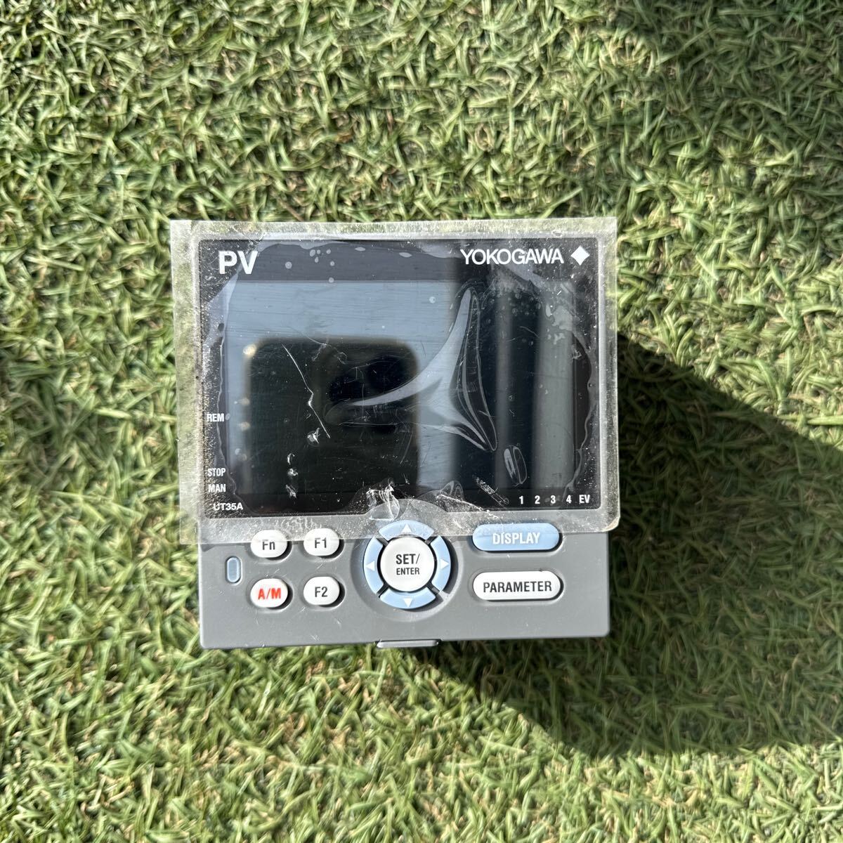 4M226 中古 YOKOGAWA UT35A デジタル指示調節計 動作保証 イン 4M226 中古 YOKOGAWA UT35A デジタル指示調節計 動作保証 イン