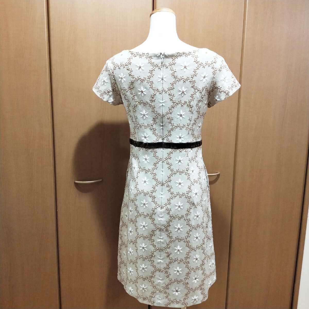 TOCCA トッカ ウールカシミヤ混 花柄刺繍 ワンピース