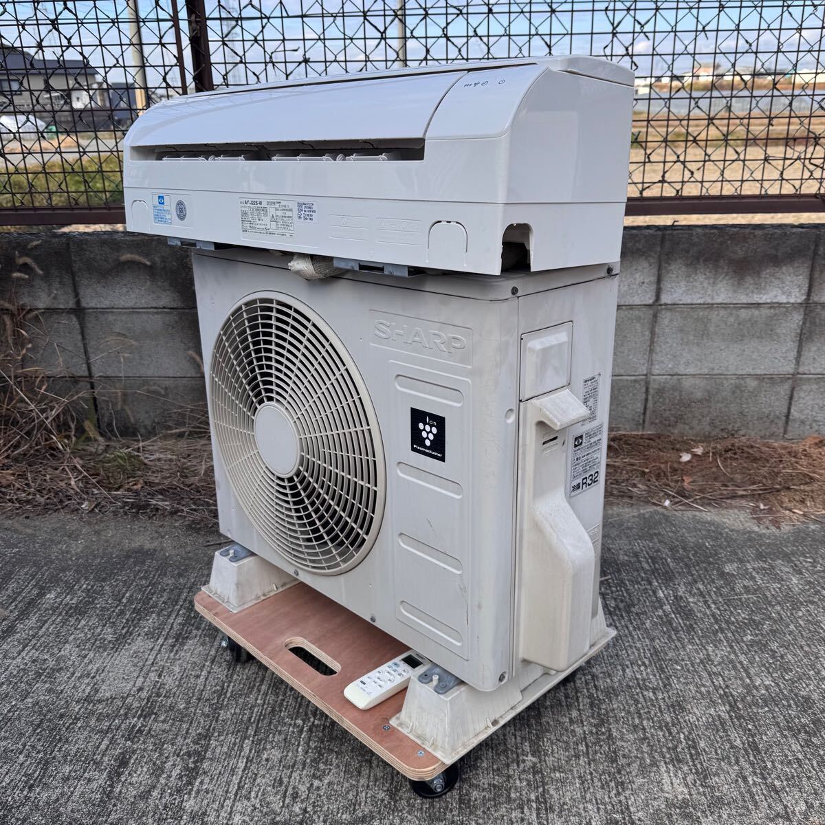 SHARP AY-J22S-W エアコン本体 2019年製 SHARP エアコン AY-J22S-W 6畳用 2019年製 Ma043 - メルカリ
