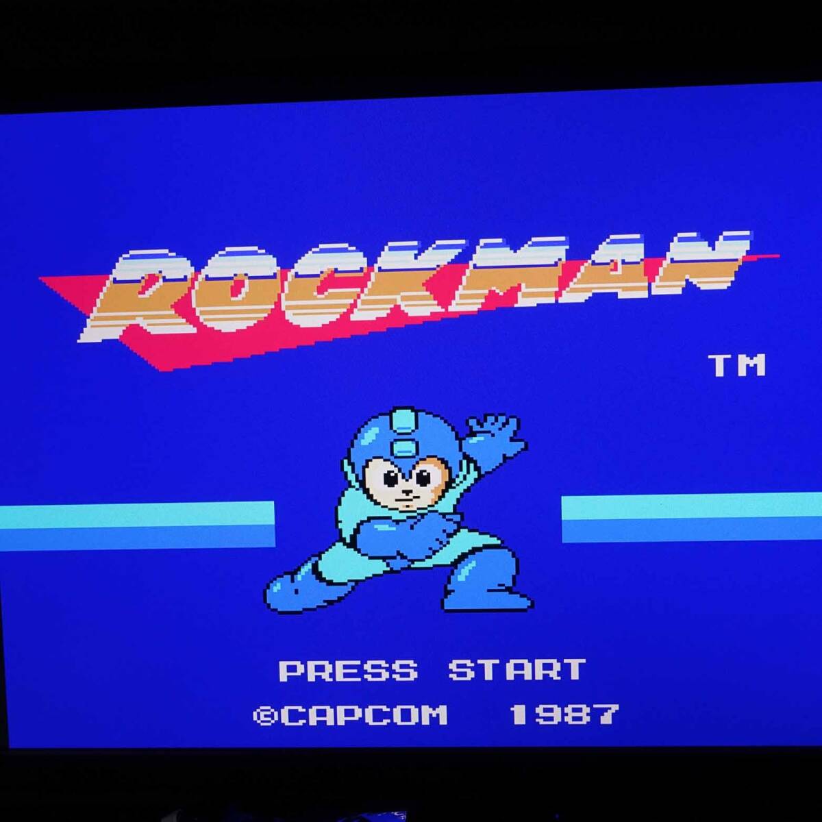 箱・説明書付】ファミコン用ソフト ロックマン 初代 カプコン 箱・説明書付】ファミコン用ソフト ロックマン 初代 カプコン