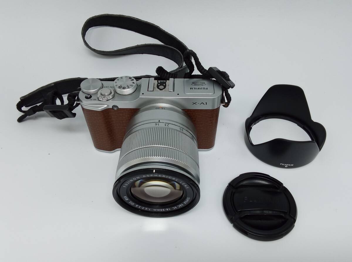 中古品・ジャンク扱い】動作未確認 現状渡し 富士フイルム 中古品・ジャンク扱い】動作未確認 現状渡し 富士フイルム