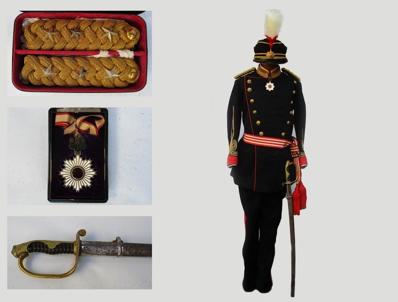 旧日本軍 軍服 一式 明治 □ 陸軍大尉 [勲章:勲三等旭日中綬章 旧日本軍 軍服 一式 明治 □ 陸軍大尉 [勲章:勲三等旭日中綬章