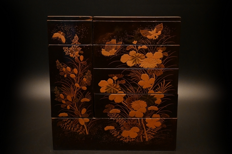 高品質 蒔絵野弁当 時代□見事な蒔絵 蒔絵 黒塗金縁内梨地 重箱 花鳥 重箱