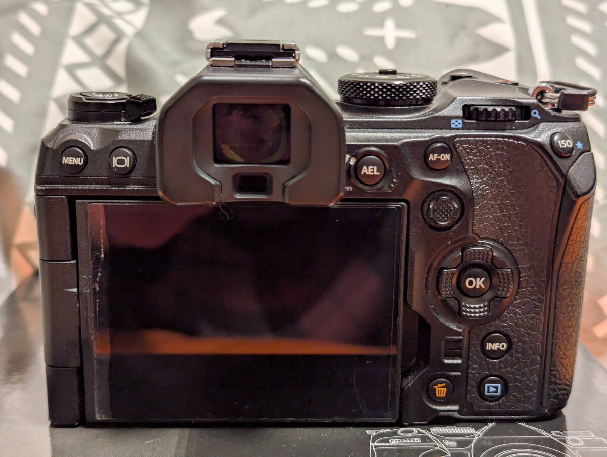 OLYMPUS オリンパス OM-1